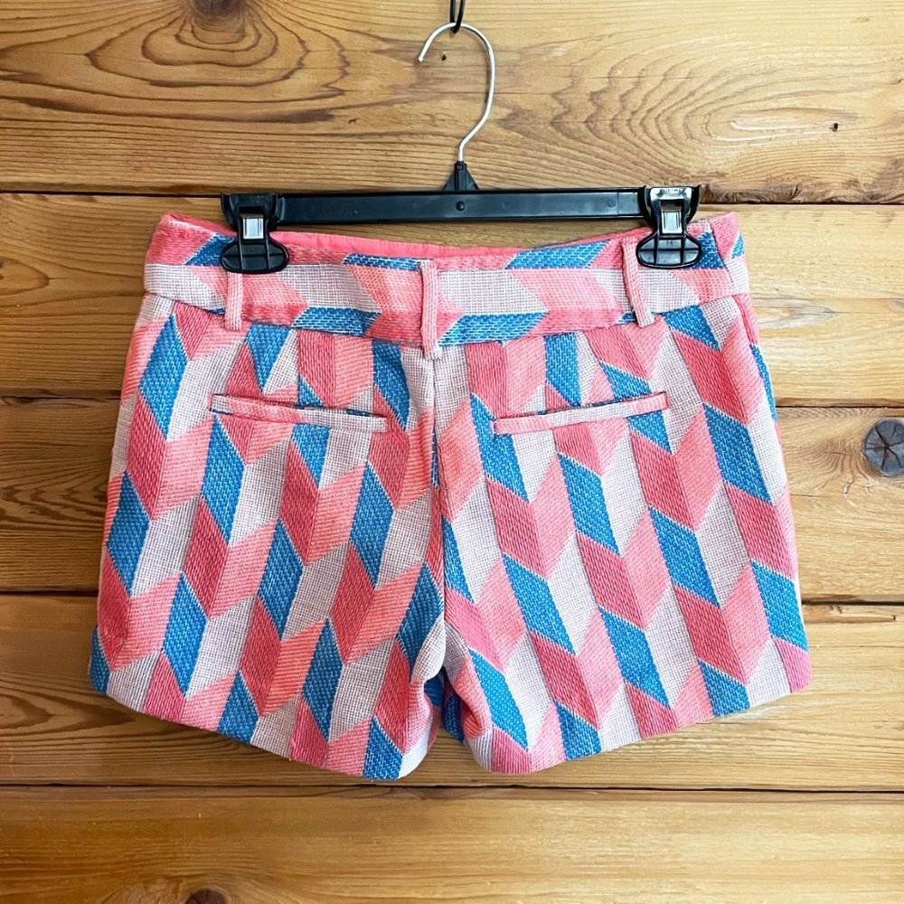 Ann Taylor Loft Riviera Chevron Shorts, size 00 - Picture 3 of 9